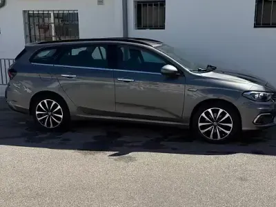 Käytetty Fiat Tipo 120 HP (88 kW) 2018 Harmaa Farmari