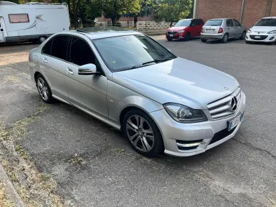 Gebraucht Mercedes C250 Avantgarde 204 PS (150 kW) 2011 Grau Limousine