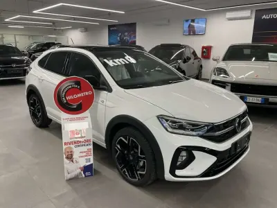 Nuova VW Taigo R-line Plus 116 CV (85 kW) 2026 Pure white/nero SUV