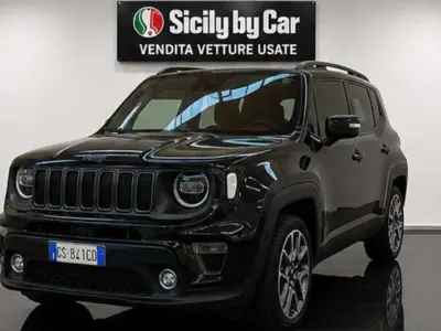 Usata Jeep Renegade 179 CV (131 kW) 2022 Solid black SUV