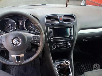 Usata VW Golf VI Highline 105 CV (77 kW) 2010 Bianco Utilitaria