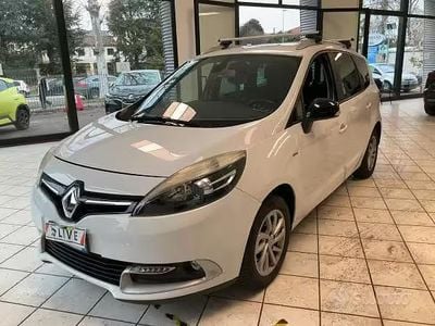 Usata Renault Scénic III LIMITED 110 CV (80 kW) 2015 Monovolume