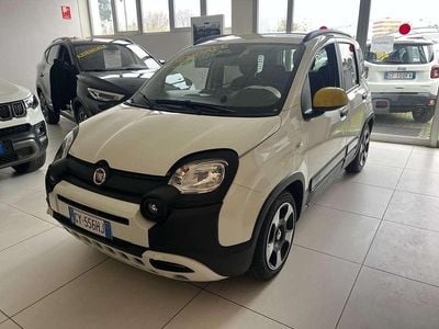 Usata Fiat Panda Cross Cross 69 CV (50 kW) 2025 Bianco Utilitaria