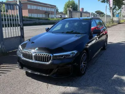 Usata BMW 520 M Sport 190 CV (139 kW) 2022 Nero Station wagon
