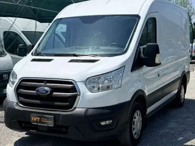 Usata Ford Transit 131 CV (96 kW) 2019 Bianco Furgone