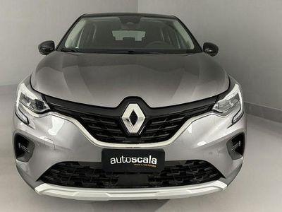 Usata Renault Captur Equilibre 143 CV (105 kW) 2024 Grigio SUV