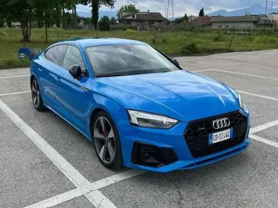 Usata Audi A5 Sportback S-Line 245 CV (180 kW) 2020 Blu/azzurro Utilitaria