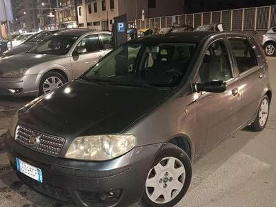 Usata Fiat Punto Active 69 CV (50 kW) 2005 Utilitaria