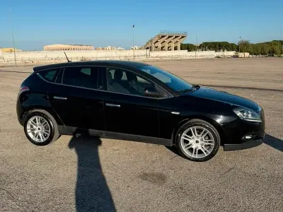 Usata Lancia Delta 120 CV (88 kW) 2010 Nero Utilitaria