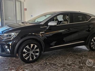 Usata Renault Captur Techno 91 CV (66 kW) 2024 Nero SUV
