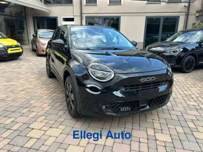 Nuova Fiat 600 Style 101 CV (74 kW) 2026 Nero SUV