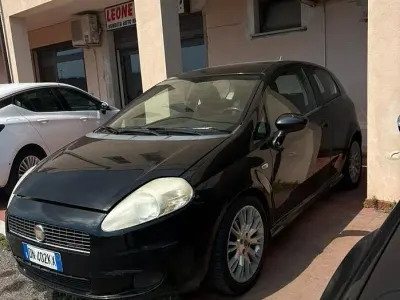 Usata Fiat Punto Sport 90 CV (66 kW) 2008 Nero Utilitaria