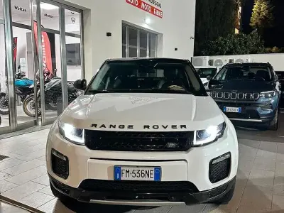 Usata Land Rover Range Rover evoque SE 180 CV (132 kW) 2018 Bianco Station wagon