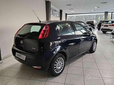 Usata Fiat Punto Street 75 CV (55 kW) 2015 Blu Berlina
