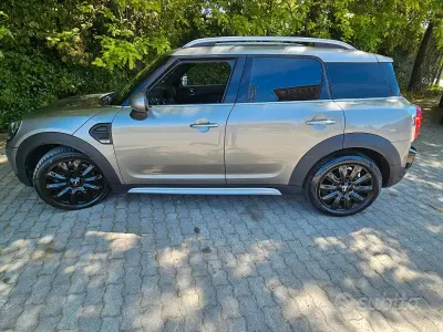 Usata Mini One Countryman 116 CV (85 kW) 2018 Grigio SUV