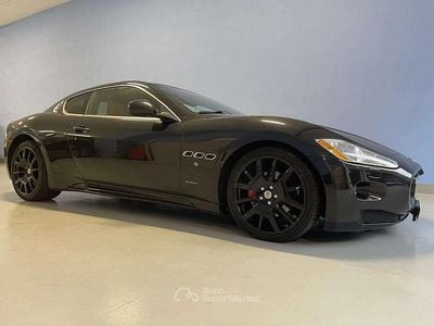 Usata Maserati Granturismo 405 CV (297 kW) 2011 Nero Coupé