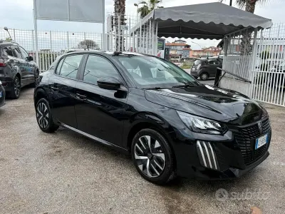 Occasion Peugeot 208 Style 101 PK (74 kW) 2025 Zwart Hatchback