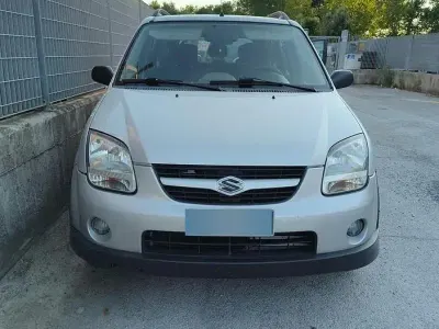 Usata Suzuki Ignis 99 CV (72 kW) 2006 Grigio Utilitaria
