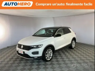 Usata VW T-Roc 150 CV (110 kW) 2018 Bianco SUV