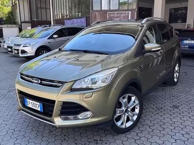 Begagnad Ford Kuga Titanium 163 HK (119 kW) 2013 Grön SUV
