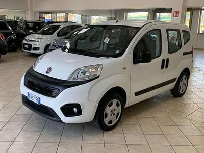 Usata Fiat Qubo Lounge 77 CV (56 kW) 2018 Bianco Monovolume