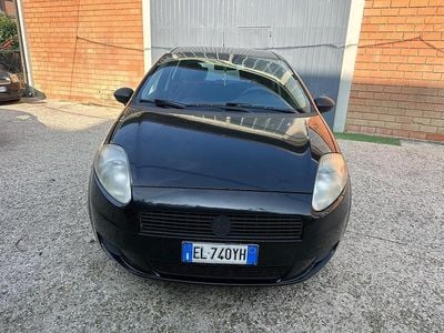 Usata Fiat Punto Evo Dynamic 69 CV (50 kW) 2012 Nero Utilitaria