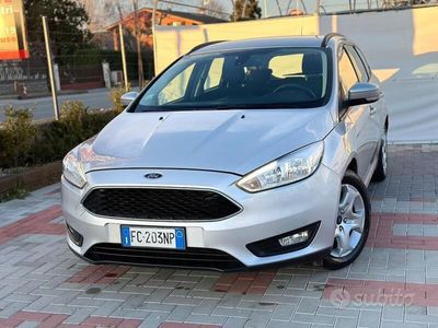 usata Ford Focus 1.6 120 CV GPL SW Titanium