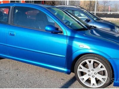 Begagnad Opel Astra OPC 200 HK (147 kW) 2003 Blå Sedan