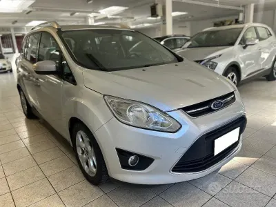 Usata Ford C-MAX Titanium 116 CV (85 kW) 2012 Grigio metallizzato Monovolume