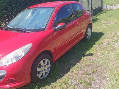 Usata Peugeot 206+ 60 CV (44 kW) 2009 Rosso Utilitaria