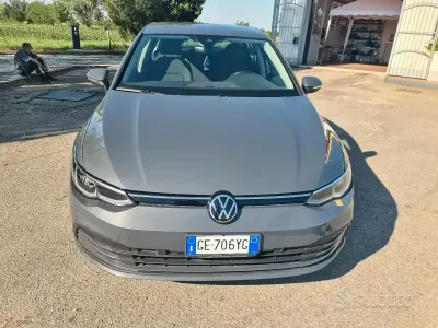 Usata VW Golf VIII 116 CV (85 kW) 2021 Grigio Berlina