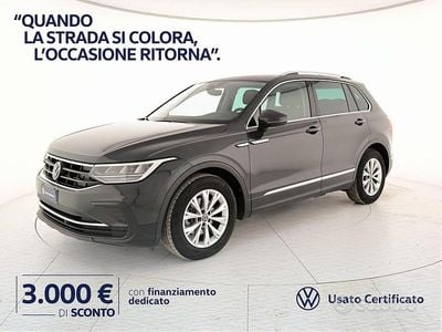 Usata VW Tiguan Life 150 CV (110 kW) 2022 Grigio urano SUV