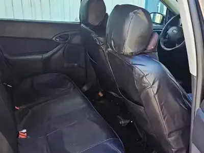 Usata Ford Focus 100 CV (73 kW) 2003 Grigio Berlina