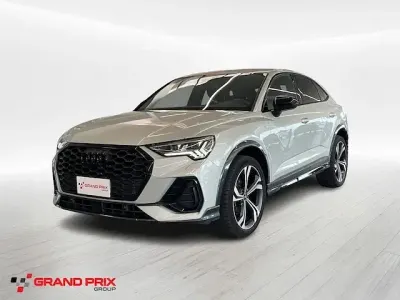 Usata Audi Q3 Sportback Comfort 150 CV (110 kW) 2024 Argento rugiada metallizzato SUV
