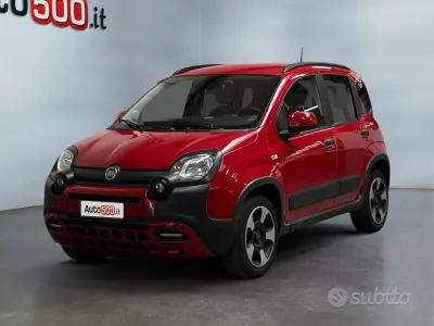 Usata Fiat Panda Cross Cross 69 CV (50 kW) 2023 Rosso Utilitaria