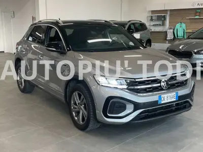 Usata VW T-Roc R-line 150 CV (110 kW) 2022 Argento SUV