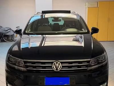 Usata VW Tiguan Executive 150 CV (110 kW) 2016 Blu/azzurro SUV