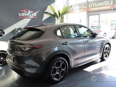 Usata Alfa Romeo Stelvio Super 160 CV (117 kW) 2023 Grigio SUV