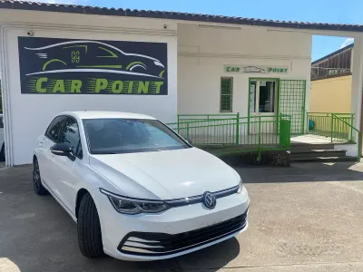 Usata VW Golf VIII Style 116 CV (85 kW) 2023 Bianco Berlina