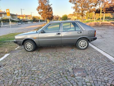 usata Lancia Delta lx 1300 GPL benz Asi