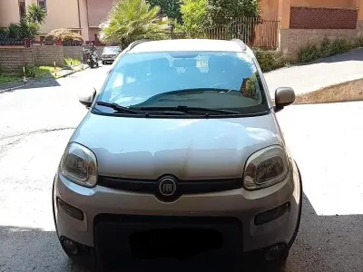 Usata Fiat Panda 4x4 95 CV (69 kW) 2016 Grigio Utilitaria