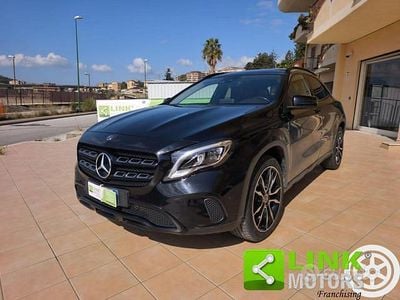 Usata Mercedes GLA200 135 CV (99 kW) 2019 Nero SUV