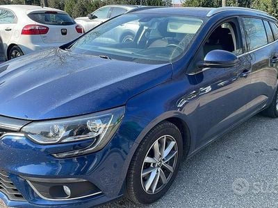 Usata Renault Mégane GrandTour 110 CV (80 kW) 2017 Blu Station wagon