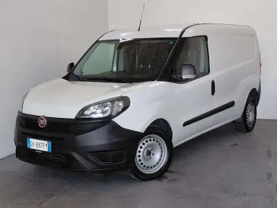 Usata Fiat Doblò Business 105 CV (77 kW) 2022 Bianco Monovolume