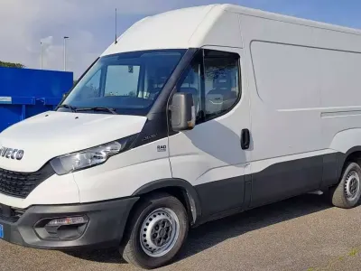 Usata Iveco 35.12