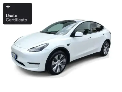 Usata Tesla Model Y Long Range AWD 258 kW (351 CV) 2023 Pearl white multicoat SUV