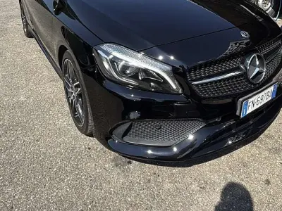 Usata Mercedes A180 Premium 109 CV (80 kW) 2018 Berlina