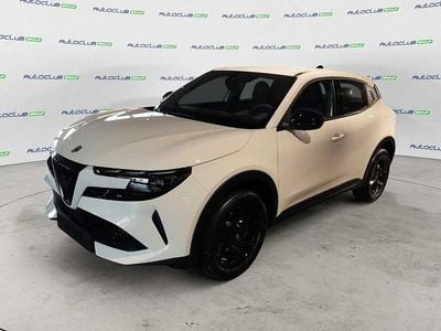 Nuova Alfa Romeo Junior 136 CV (100 kW) 2026 Bianco SUV