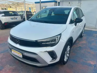 Usata Opel Crossland Elegance 110 CV (80 kW) 2021 Bianco SUV