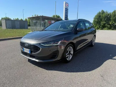 Usata Ford Focus Business Edition 120 CV (88 kW) 2023 Grigio Station wagon